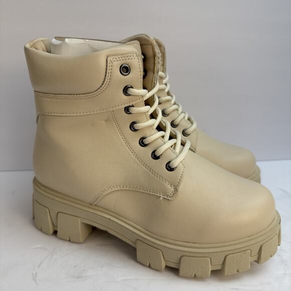 Wild Diva Women’s Lounge Presh Lace-Up Combat Boots Women's Ivory Size 7 NWOB - Picture 3 of 6